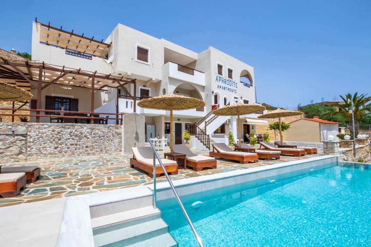 Aphrodite Luxury Studios & Apartments 카르파토스 외부 사진