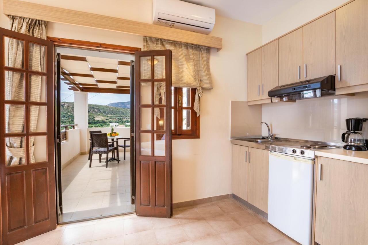 Aphrodite Luxury Studios & Apartments 카르파토스 외부 사진